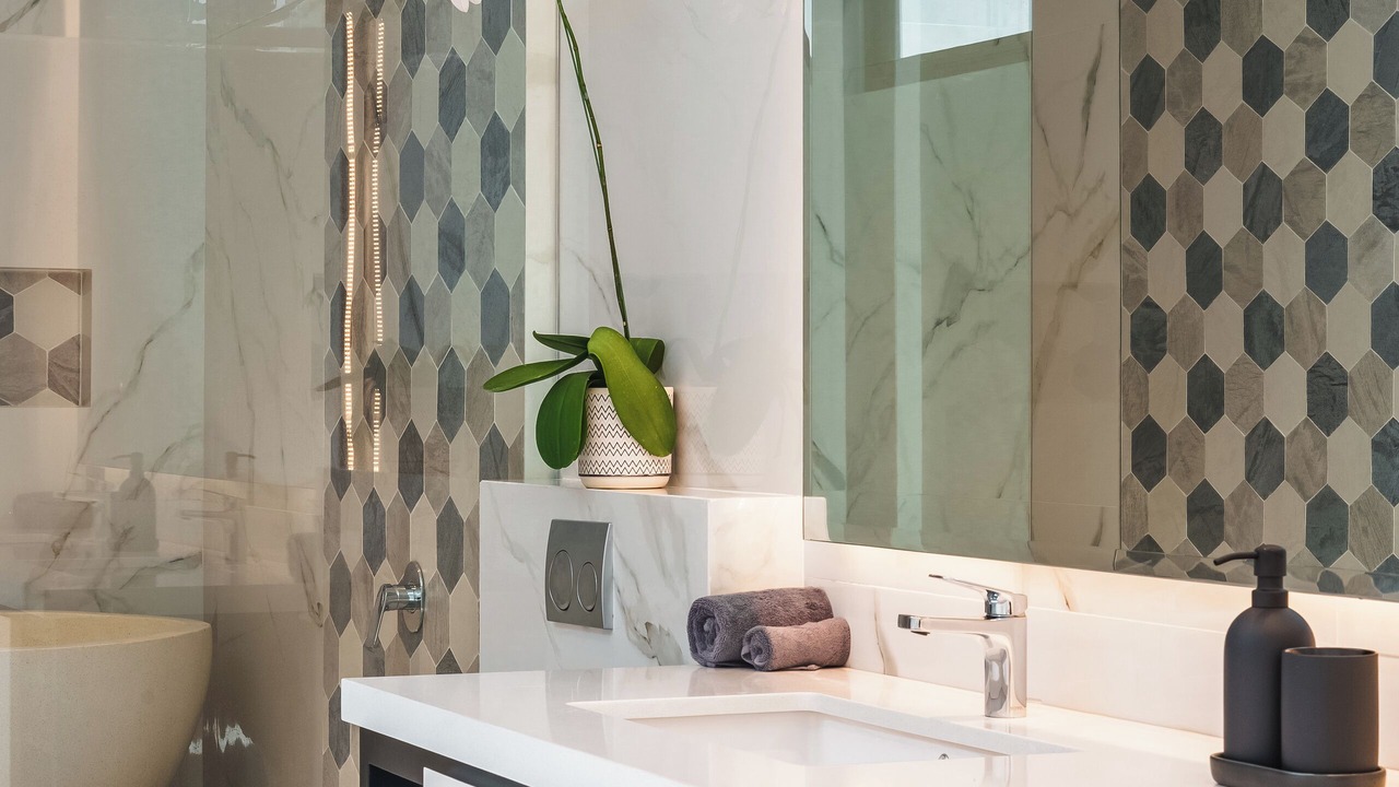 Photo of Others in Sunset Road