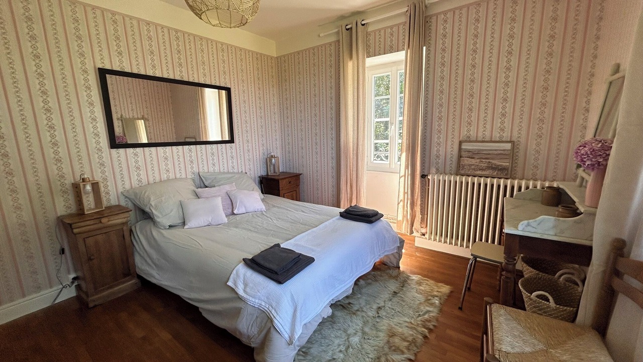 Photo of Others in Sadroc