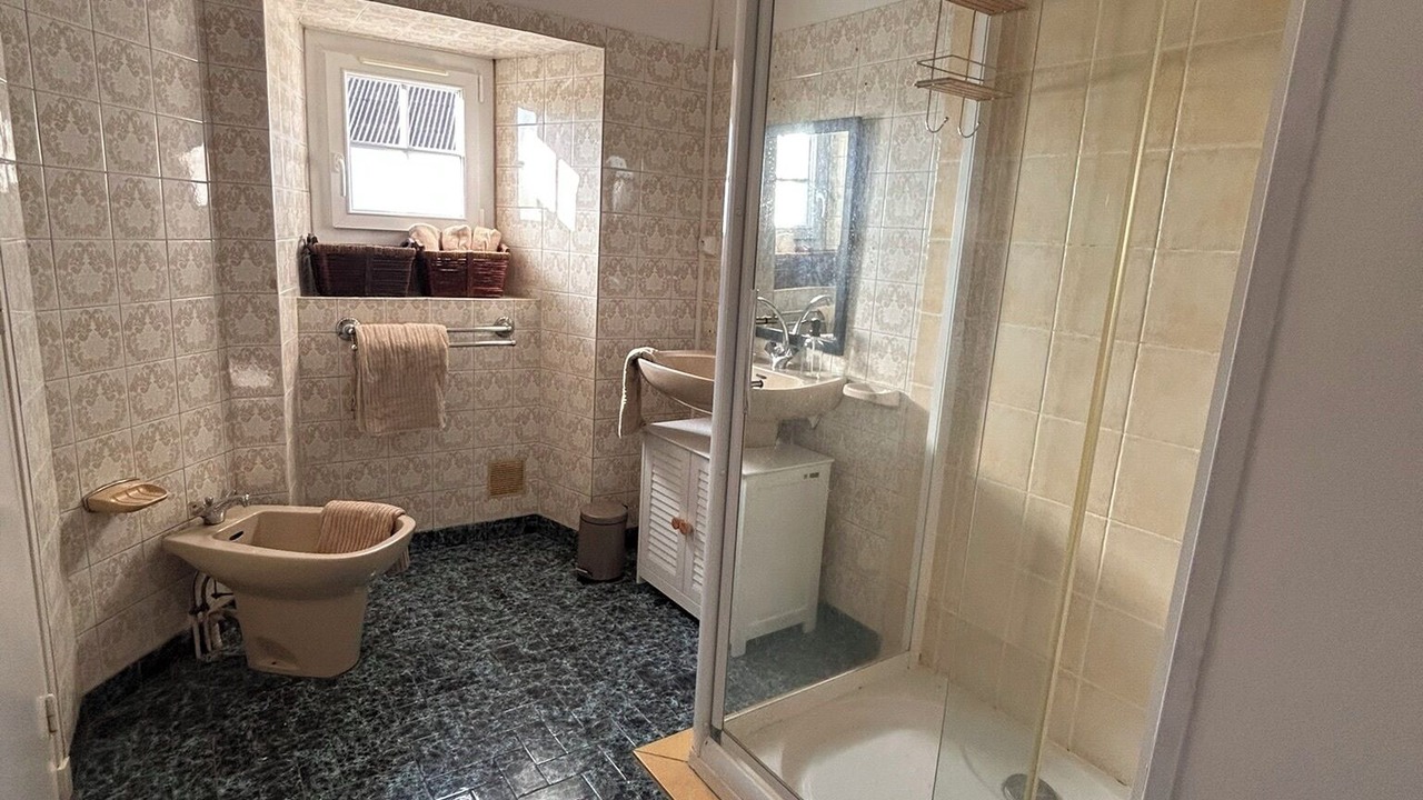 Photo of Others in Sadroc