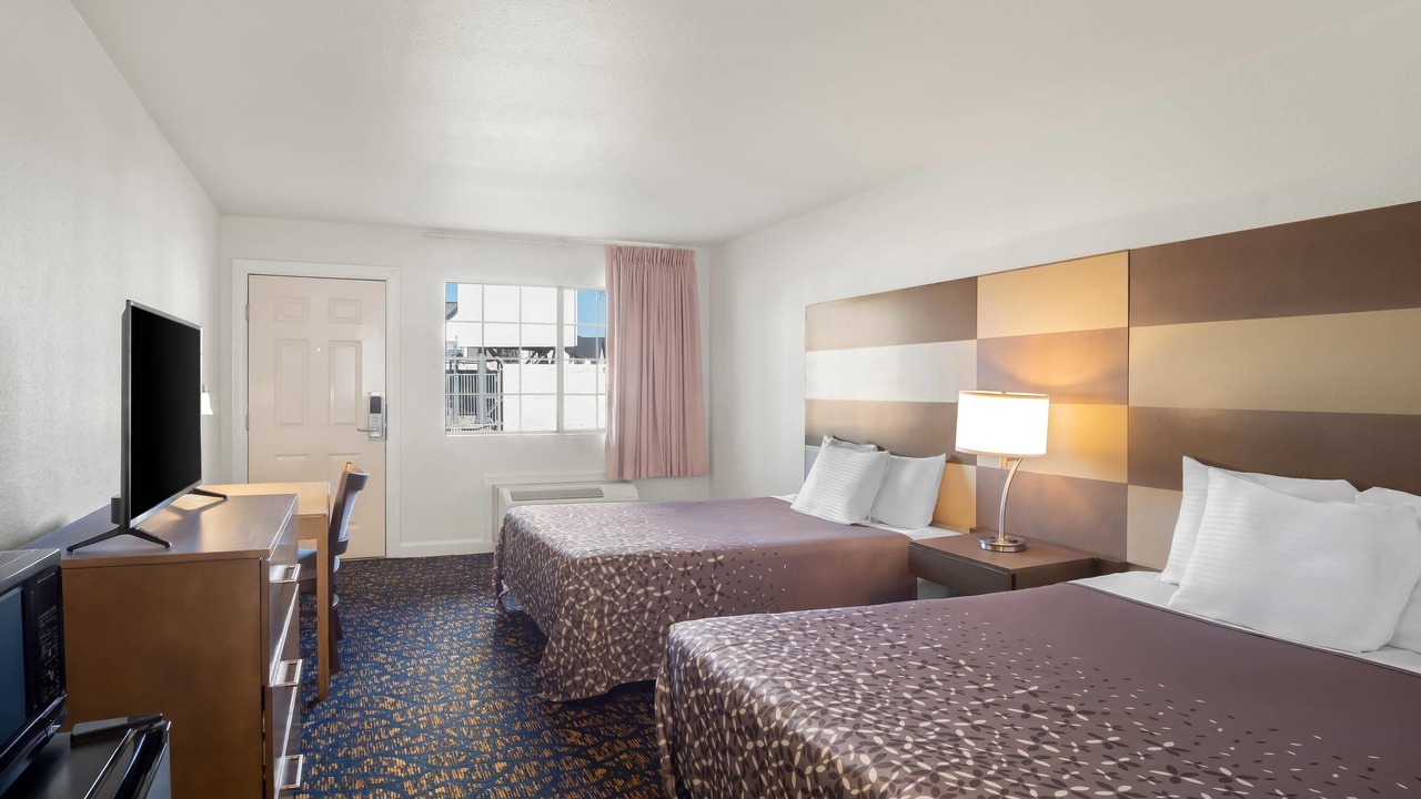 Photo of Bedroom in Garland