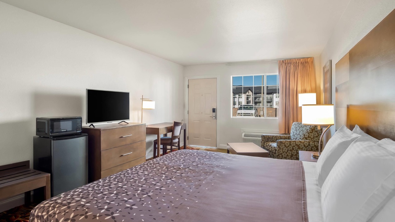 Photo of Bedroom in Garland