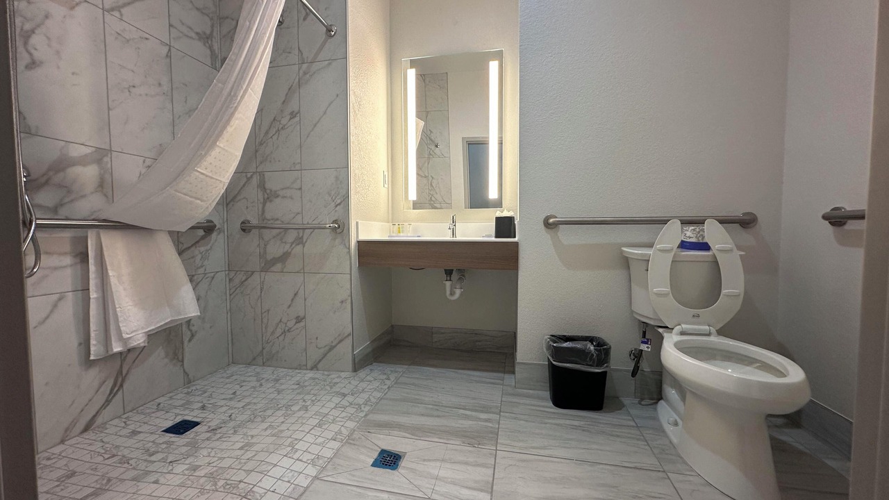Photo of Bathroom in Soncy