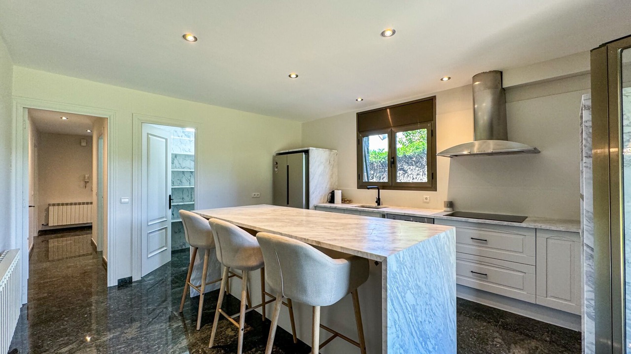 Photo of Kitchen in Palau-de-Cerdagne