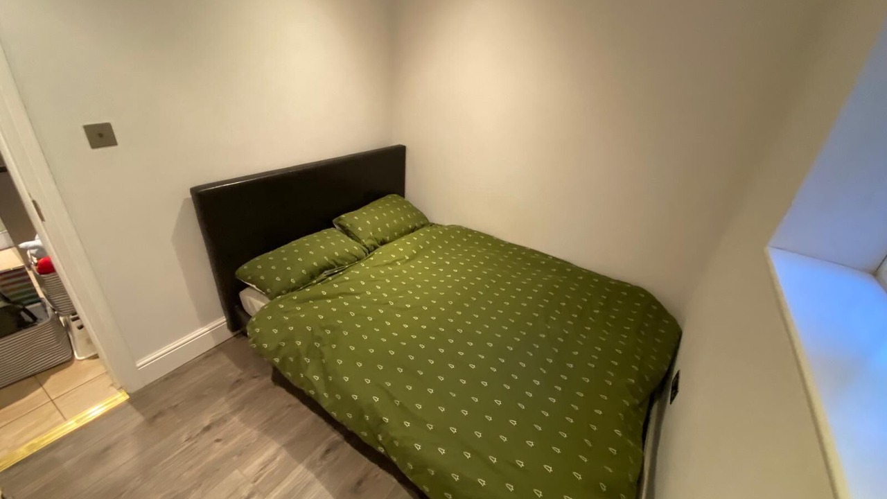 Photo of Others in Burnt Oak