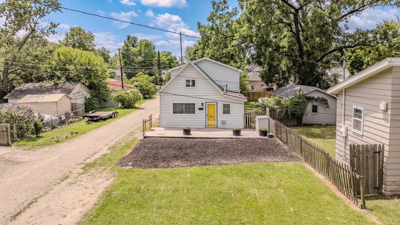 Photo of Outdoor in Muncie