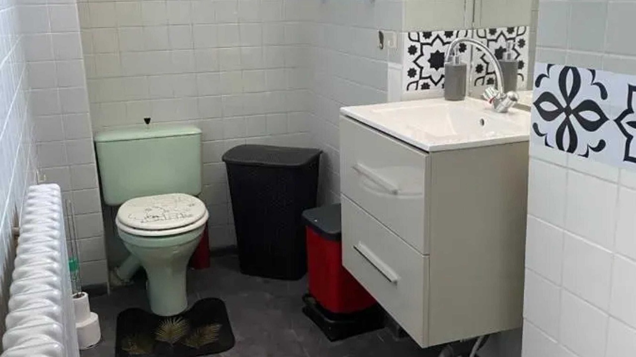 Photo of Bathroom in Flers