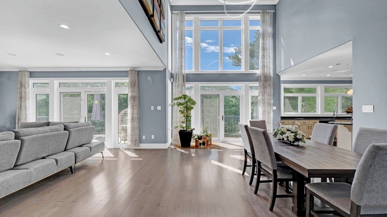 Photo of Livingroom in Bedford