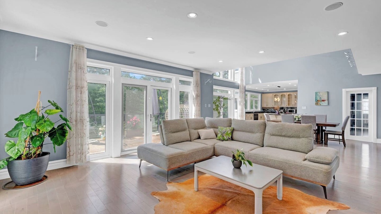 Photo of Livingroom in Bedford