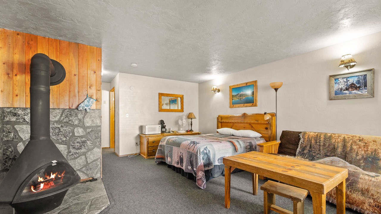 Photo of Others in Crescent