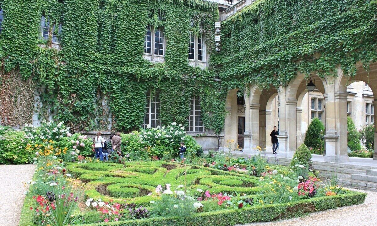 Photo of Outdoor in Val-de-Grace