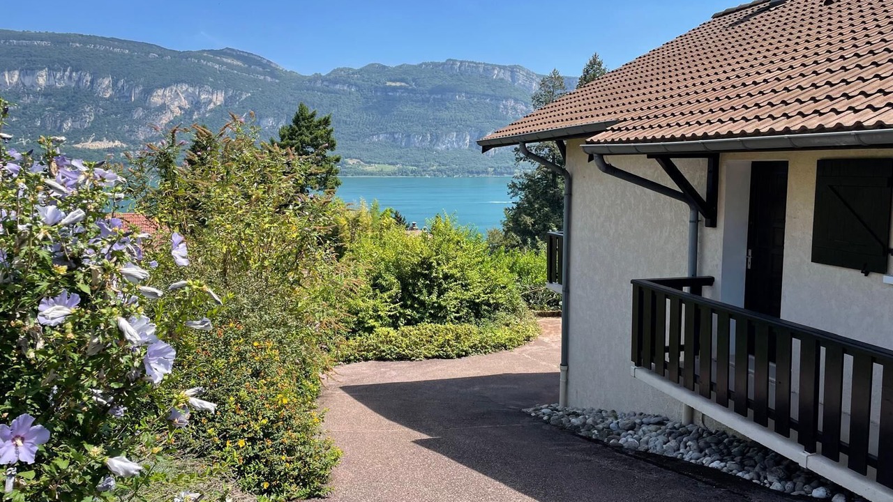 Photo of Outdoor in Saint-Pierre-de-Curtille