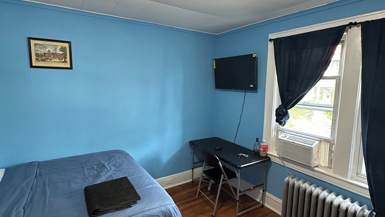 Photo of Bedroom in Irvington