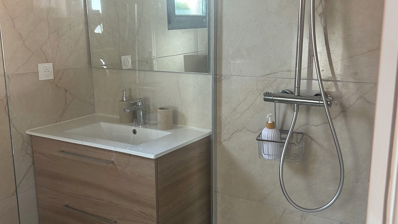 Photo of Others in Saussan