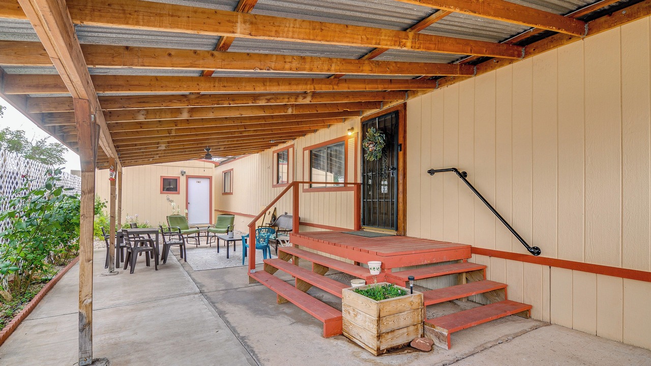Photo of Patio Balcony in Page