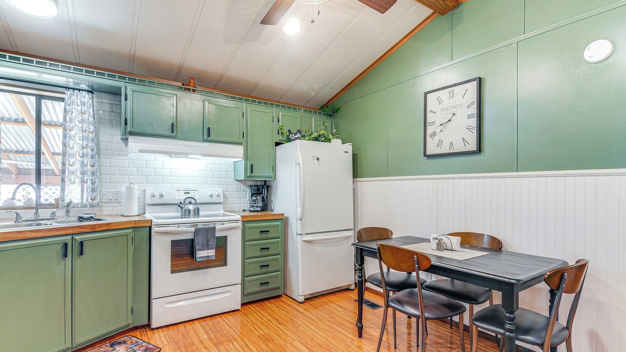 Photo of Kitchen in Page
