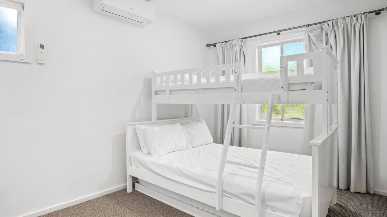 Photo of Others in Clifton Springs