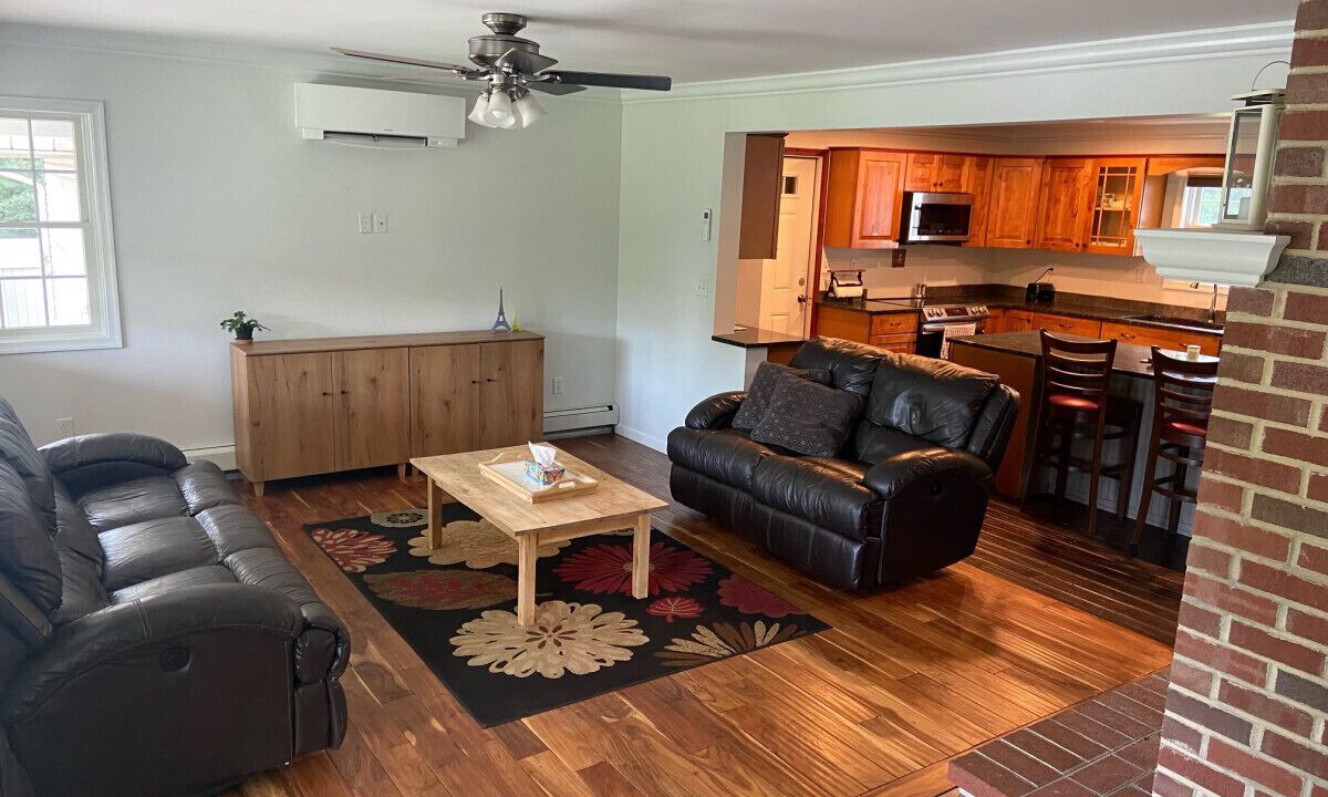 Photo of Livingroom in Nottingham