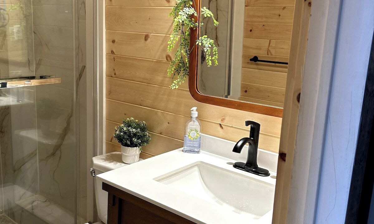 Photo of Bathroom in Windermere