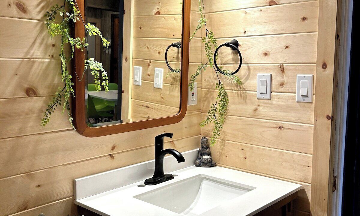 Photo of Bathroom in Windermere