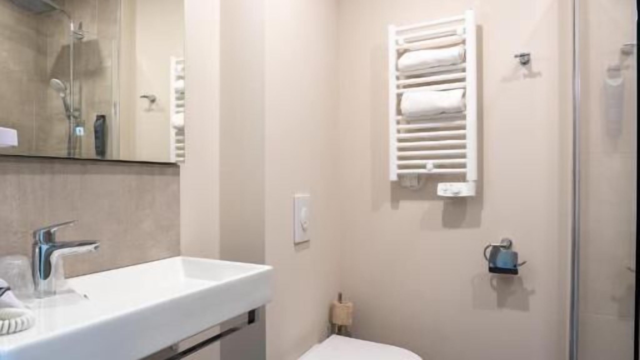 Photo of Bathroom in La Bourboule