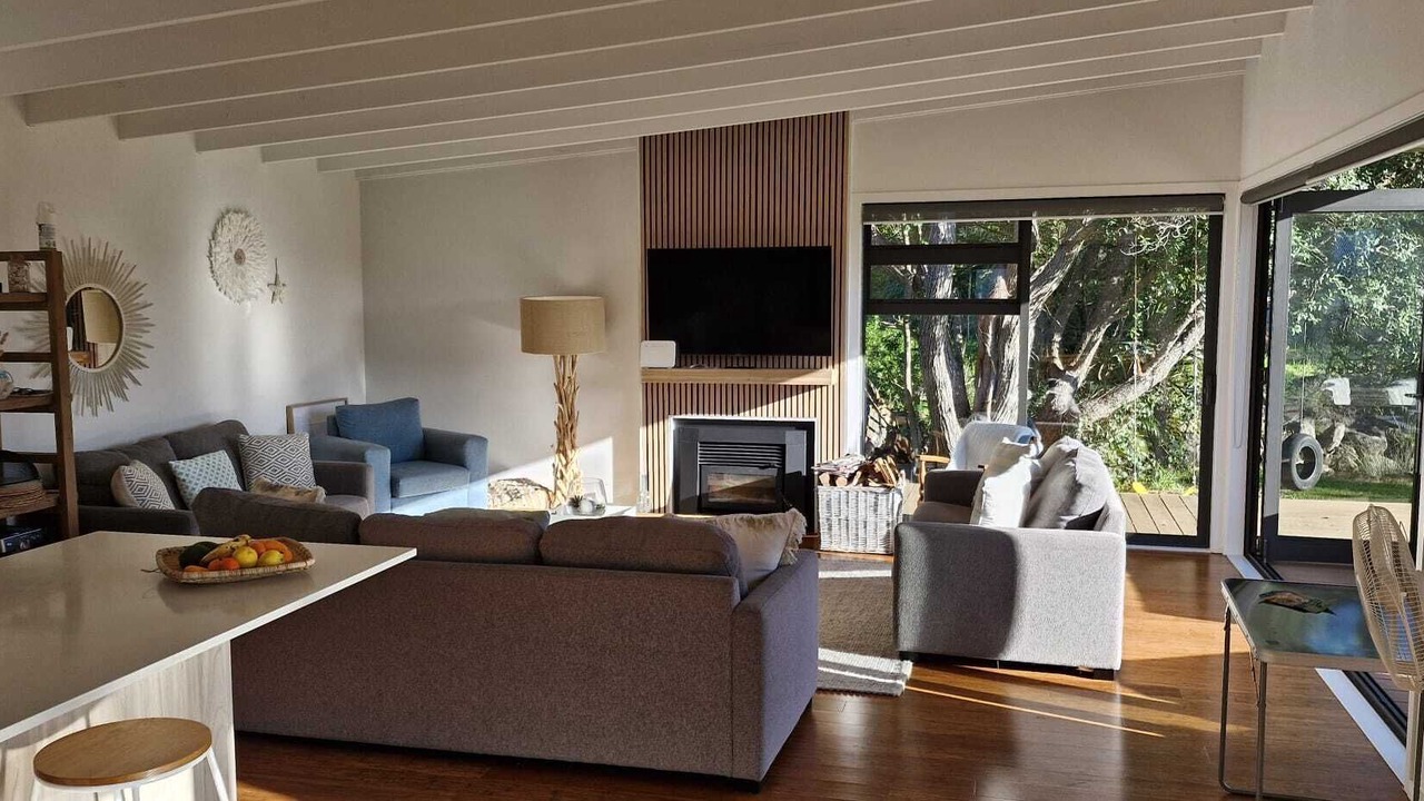 Photo of Livingroom in Matapouri