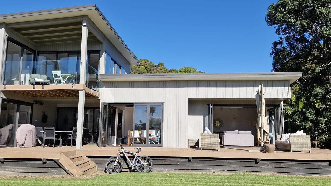 Photo of Patio Balcony in Matapouri