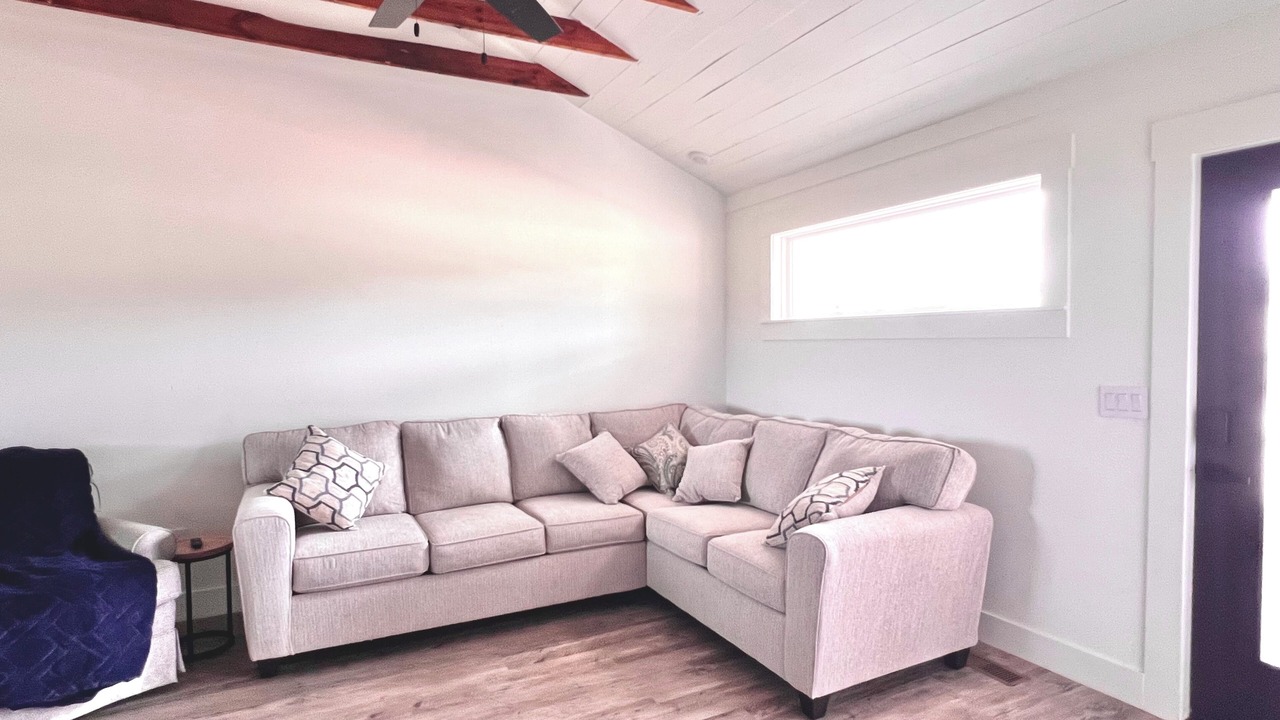 Photo of Livingroom in Uniontown