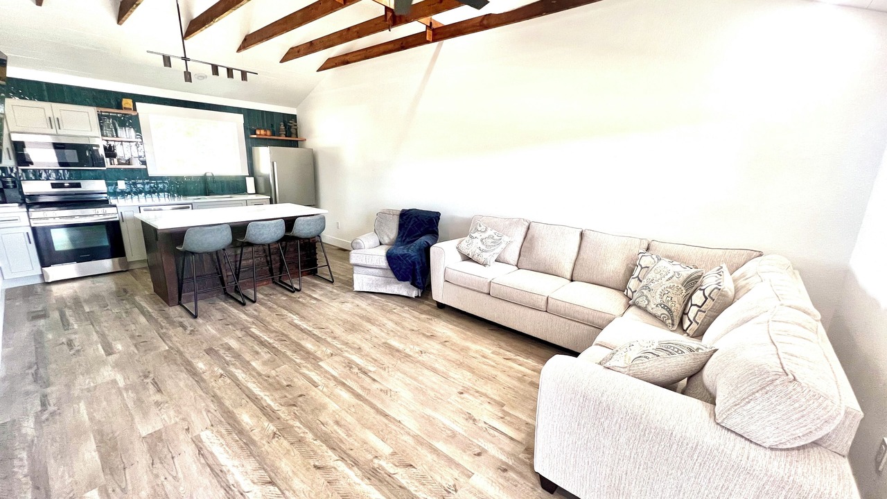 Photo of Livingroom in Uniontown
