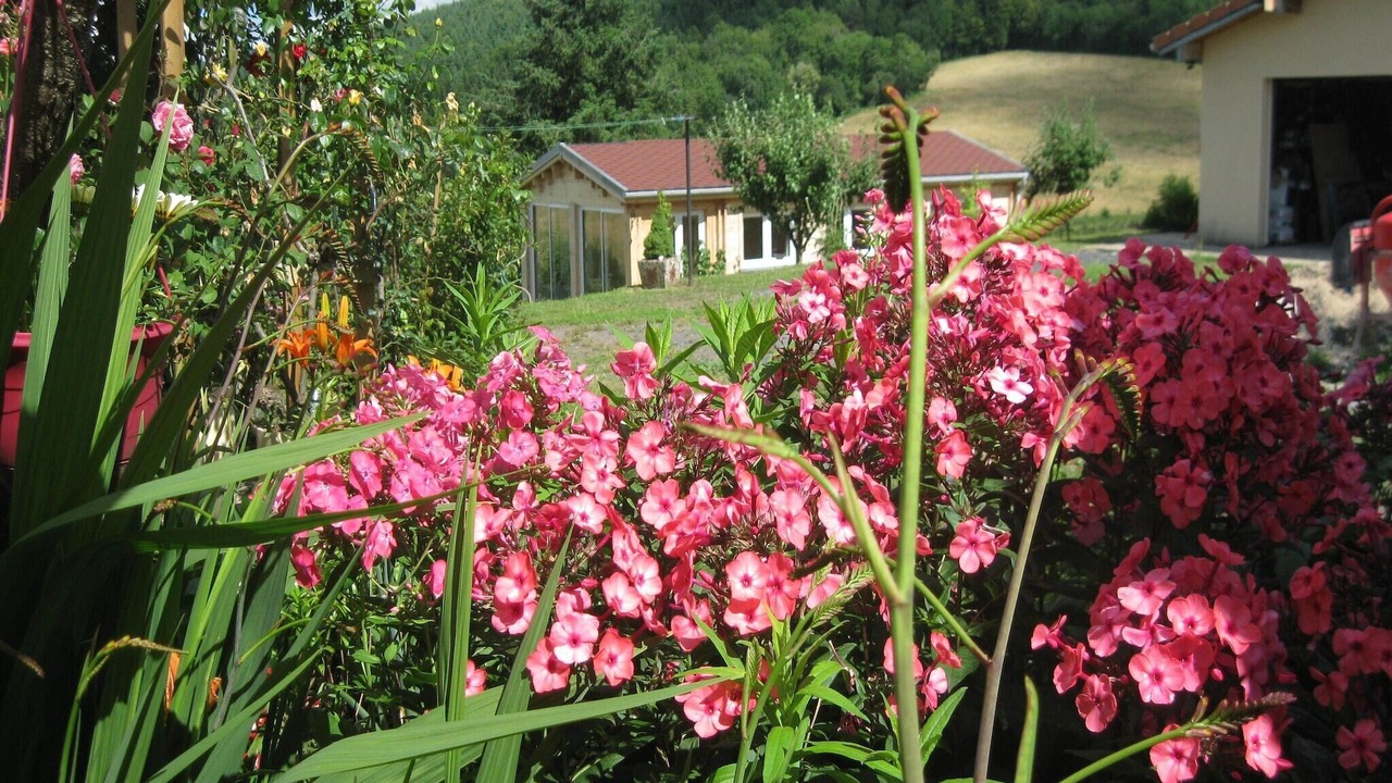 Photo of Outdoor in Egliseneuve-des-Liards