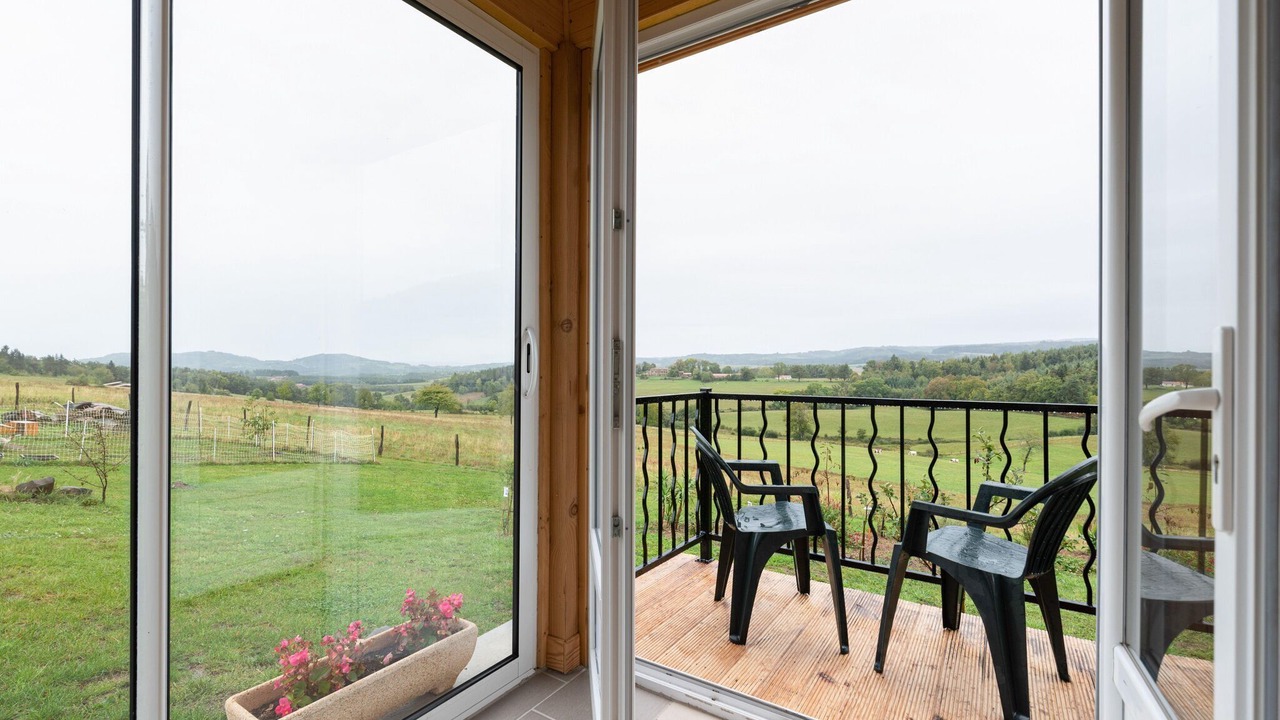 Photo of Patio Balcony in Egliseneuve-des-Liards