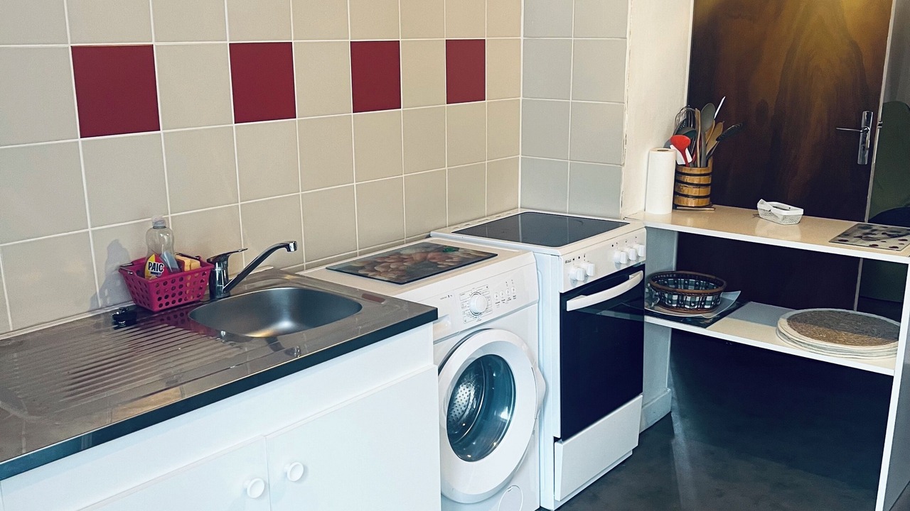 Photo of Kitchen in Egliseneuve-d'Entraigues