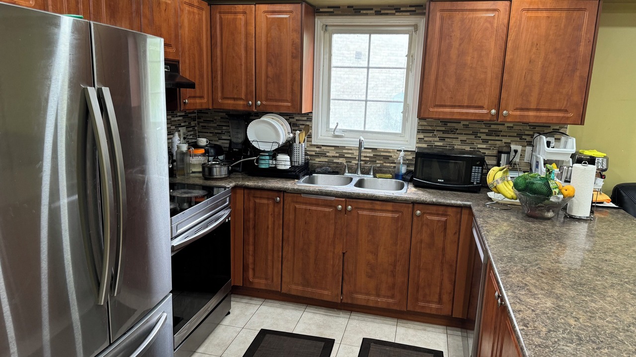 Photo of Kitchen in Clairlea - Birchmount