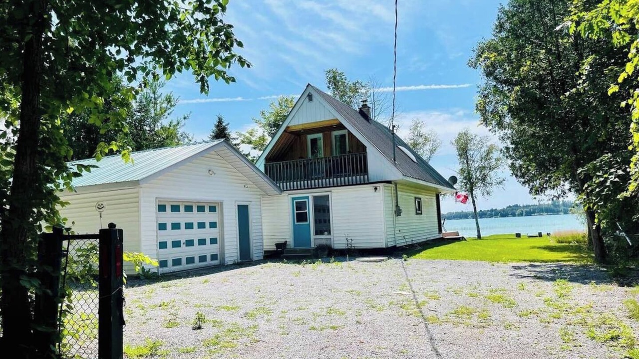Photo of Outdoor in Colborne