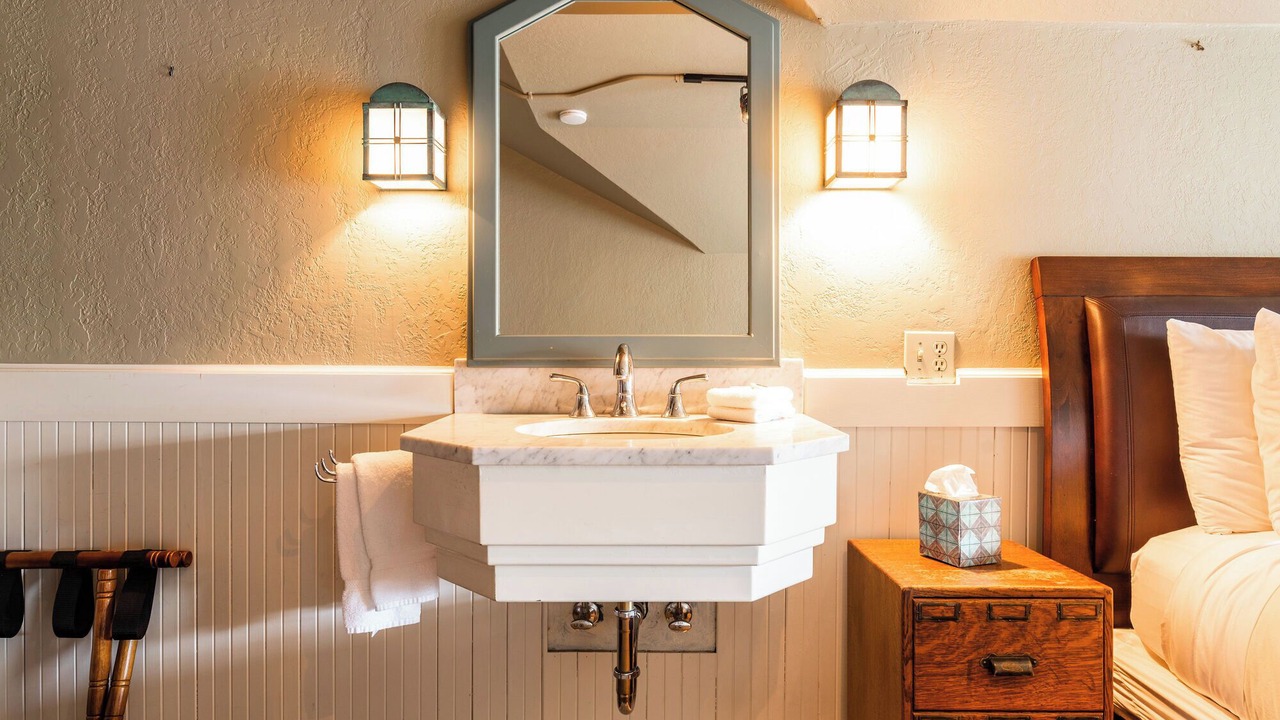 Photo of Others in Broadway