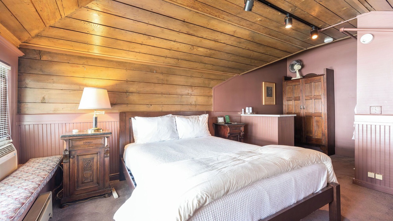 Photo of Others in Broadway