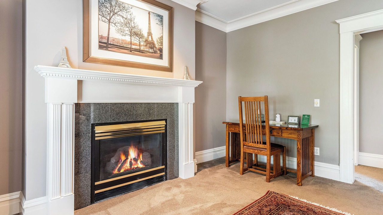 Photo of Others in Capitol Hill