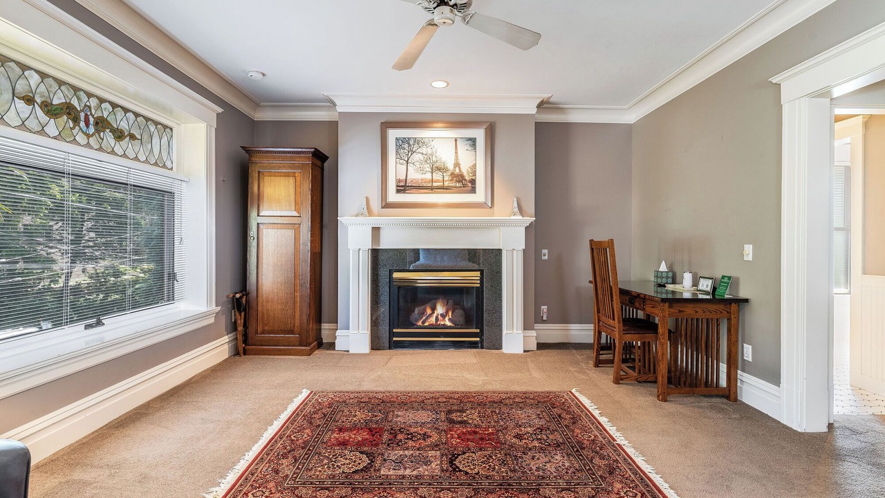 Photo of Others in Capitol Hill