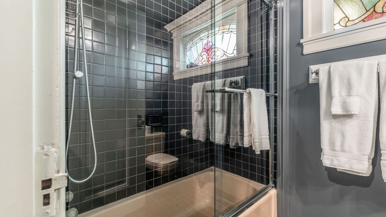 Photo of Others in Broadway