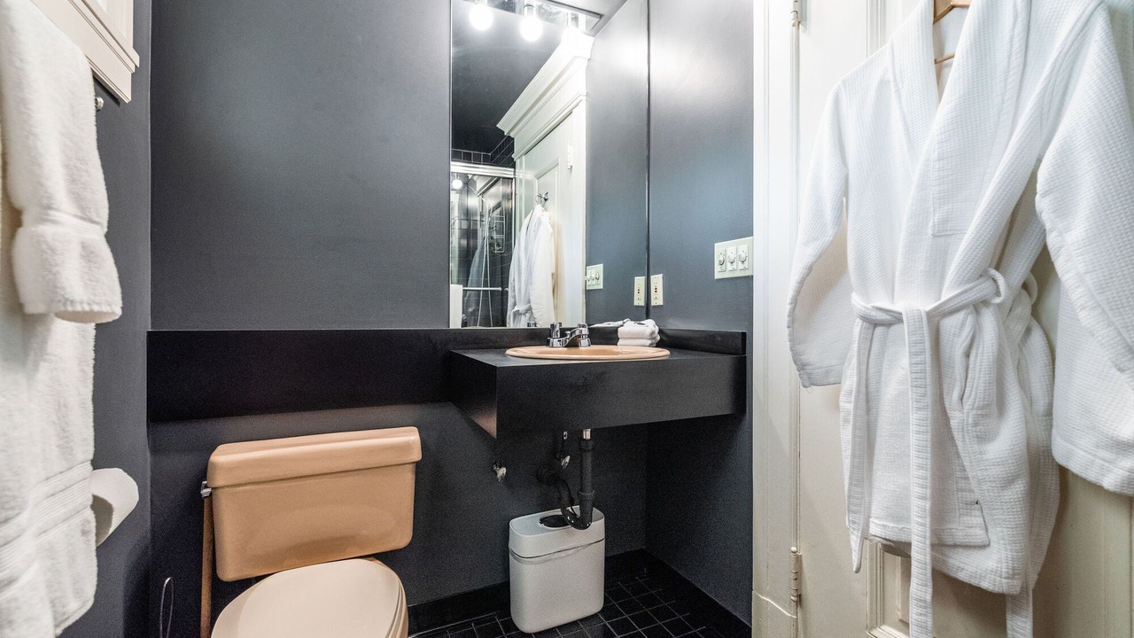 Photo of Others in Broadway