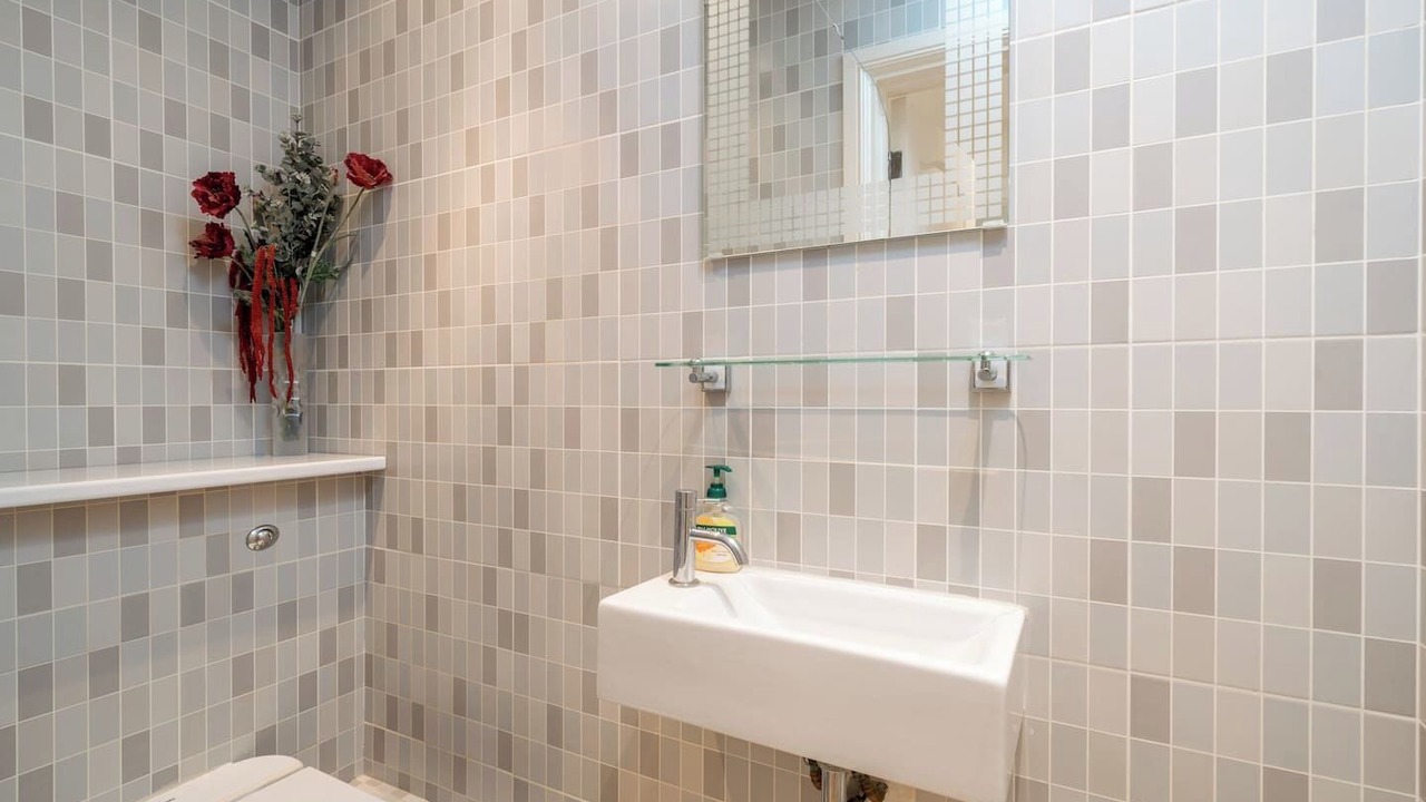 Photo of Others in Whetstone