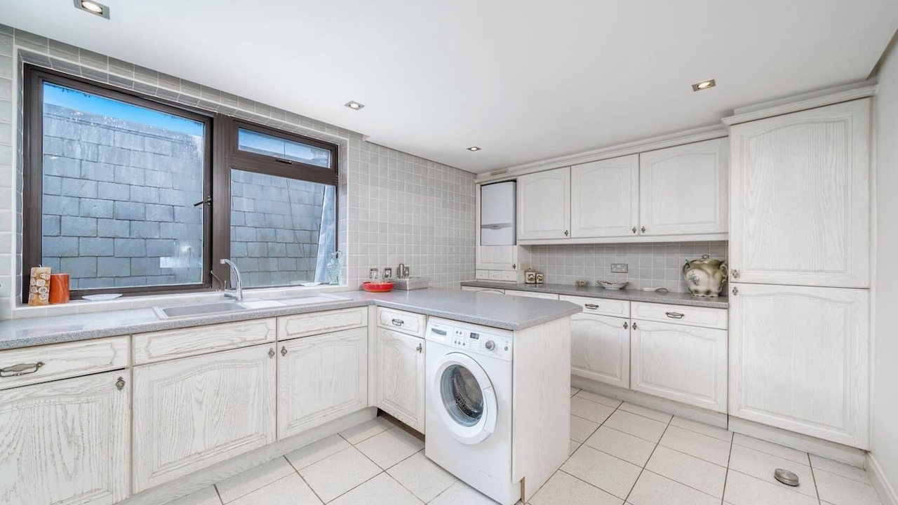 Photo of Others in Whetstone