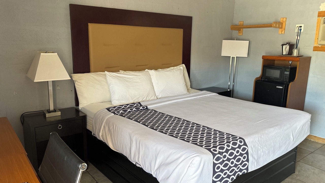 Photo of Bedroom in Nocona