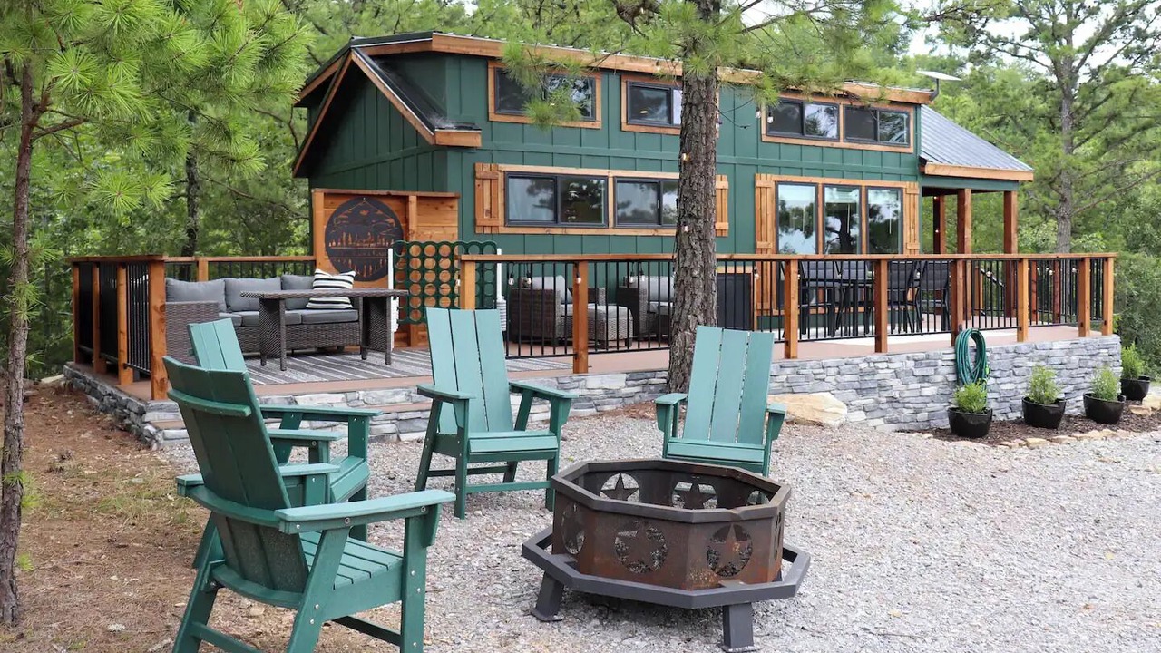 Photo of Outdoor in Clayton