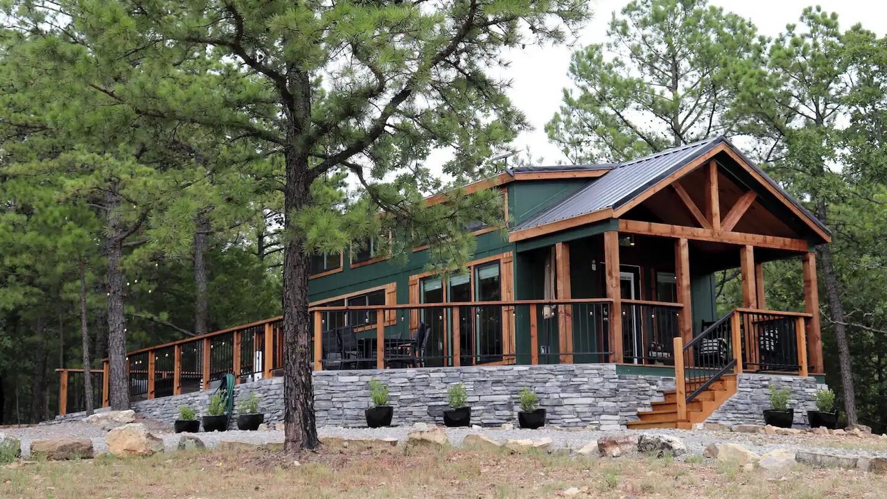 Photo of Outdoor in Clayton