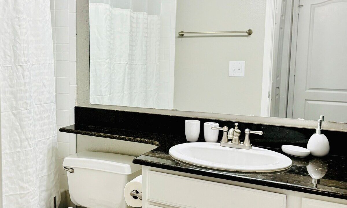 Photo of Bathroom in Cityplace