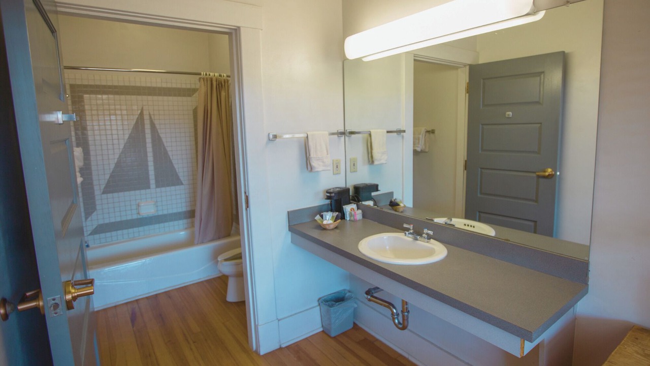 Photo of Bathroom in Truth or Consequences