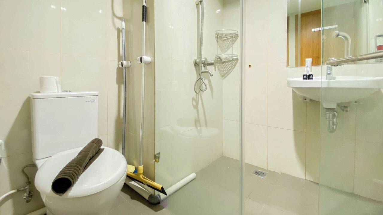 Photo of Bathroom in Duren Sawit