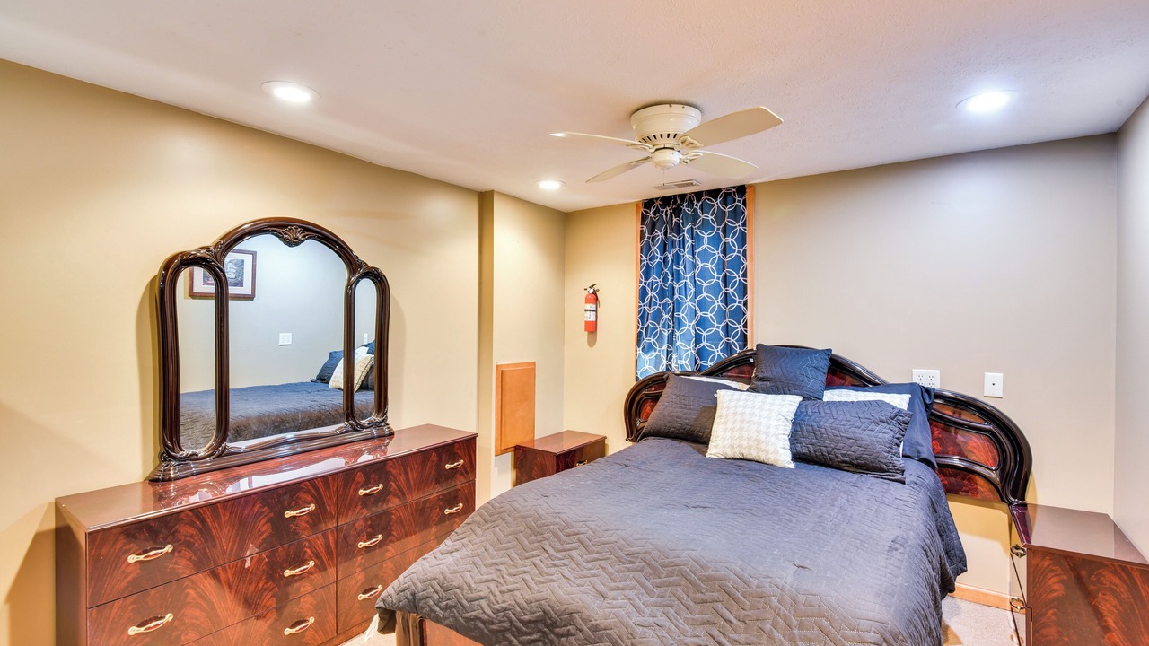 Photo of Others in Goshen