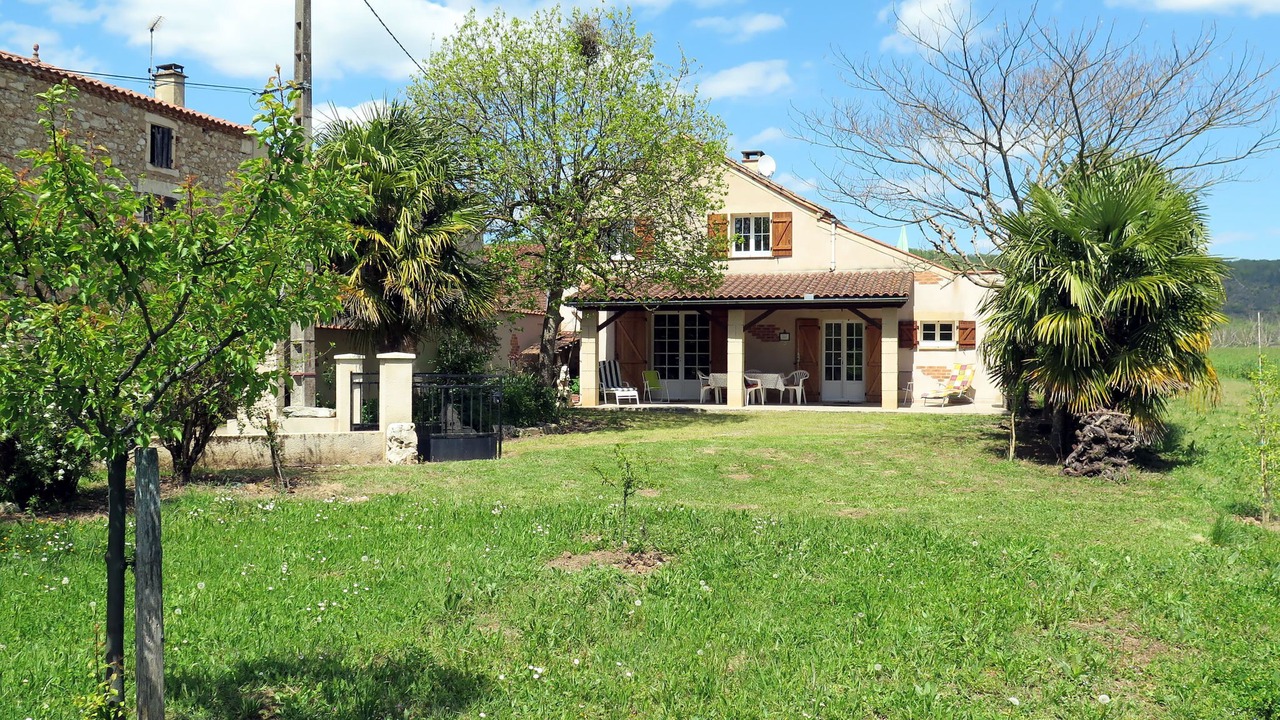 Photo of Outdoor in Albas