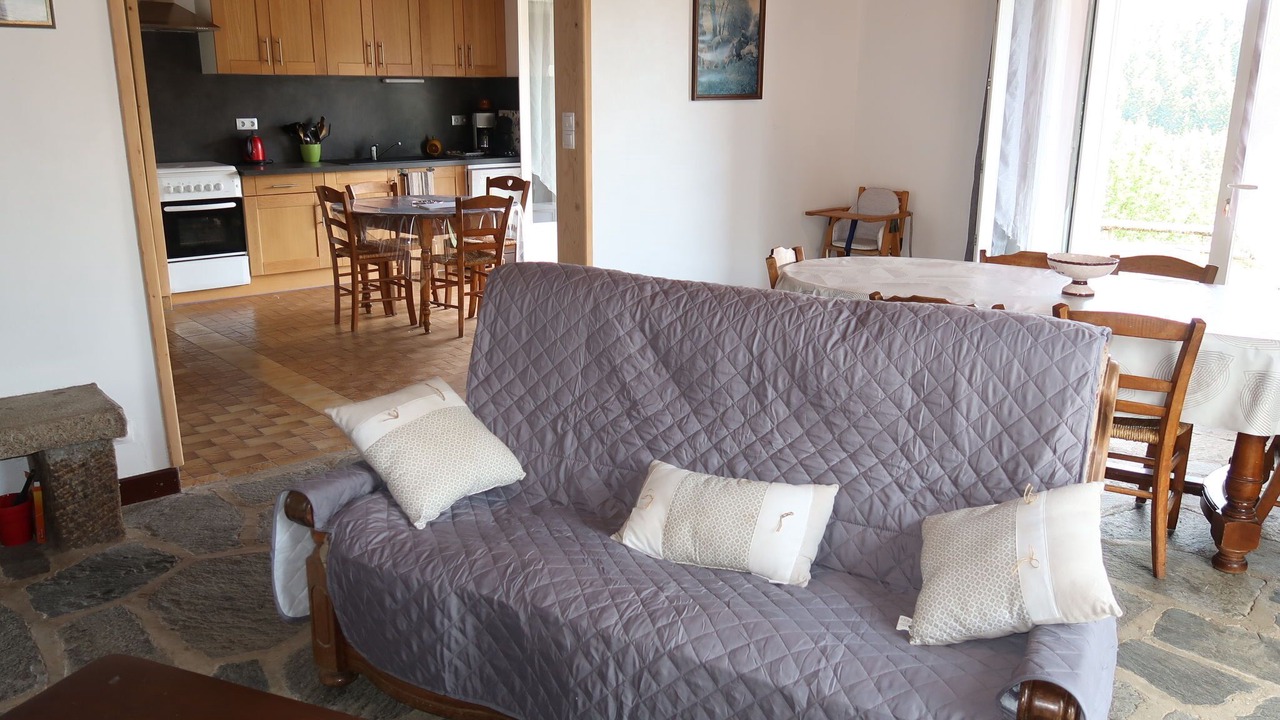 Photo of Livingroom in Usclades-et-Rieutord